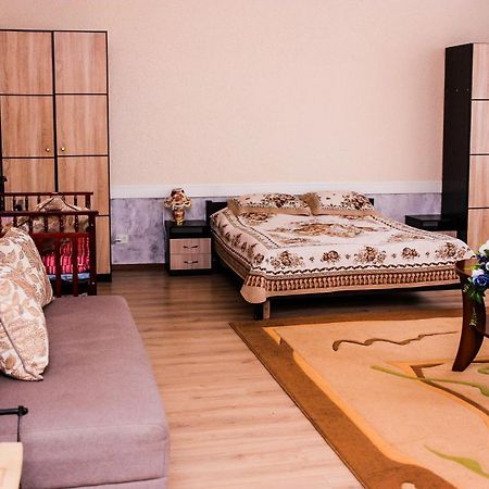 Hotel "Aishadeluxe" Taraz Ngoại thất bức ảnh
