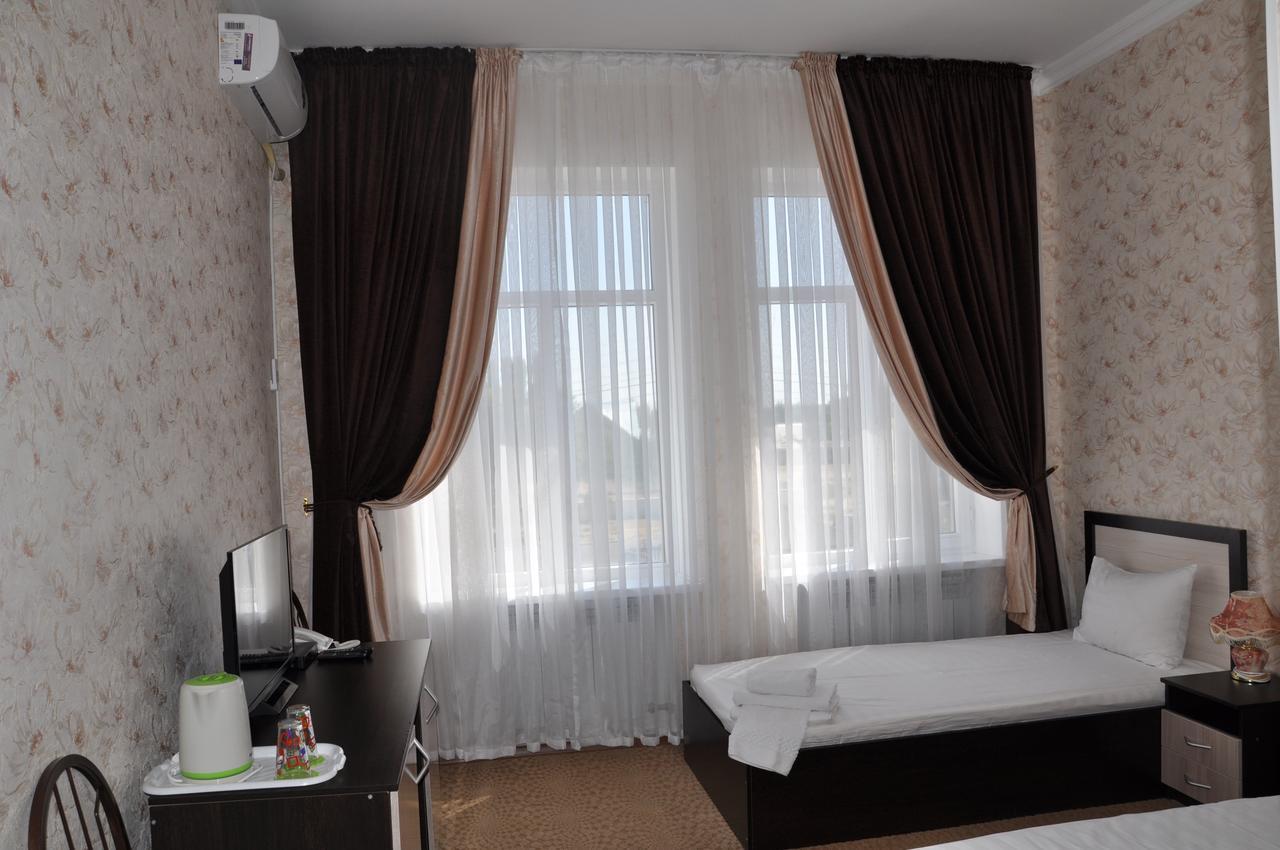 Hotel "Aishadeluxe" Taraz Ngoại thất bức ảnh