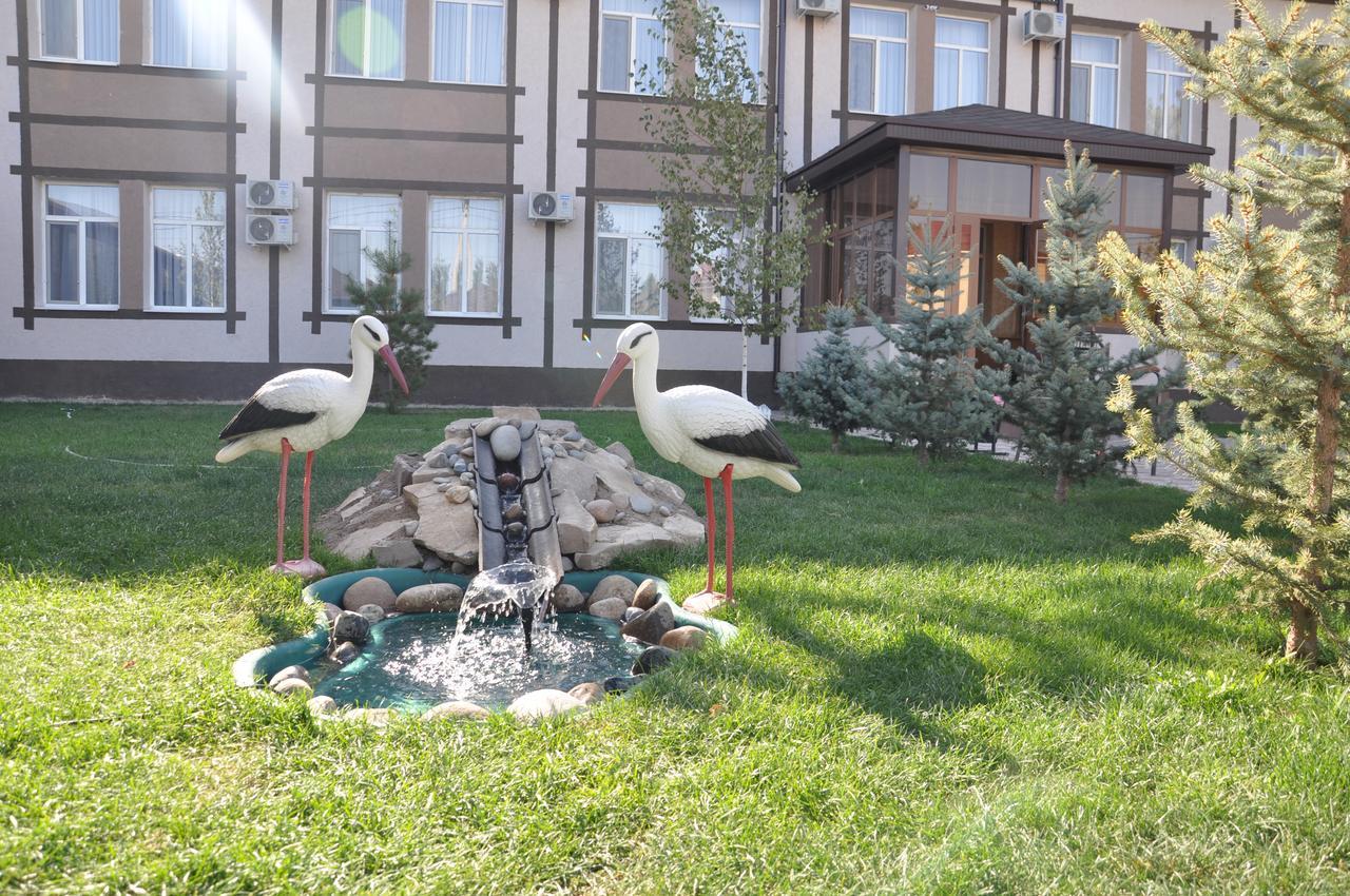 Hotel "Aishadeluxe" Taraz Ngoại thất bức ảnh