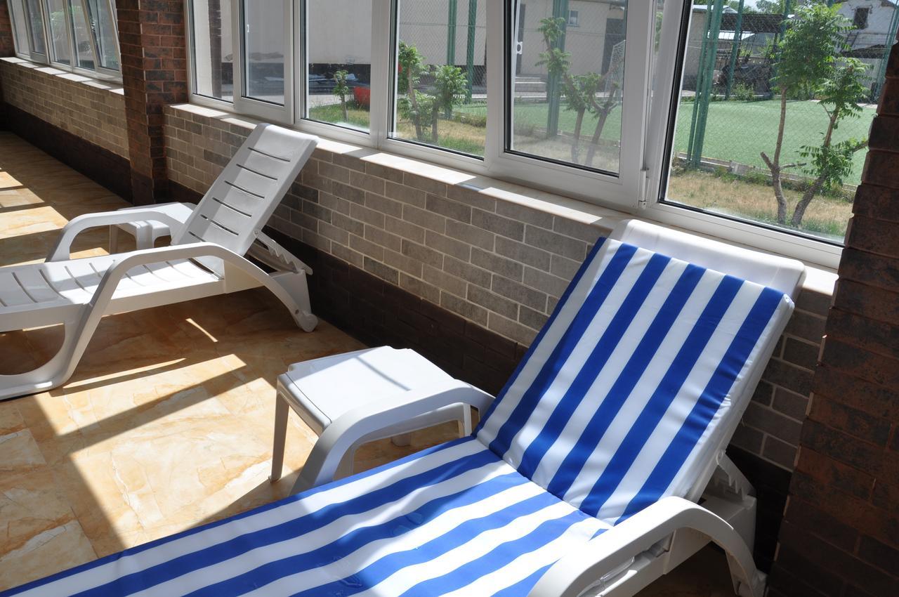 Hotel "Aishadeluxe" Taraz Ngoại thất bức ảnh